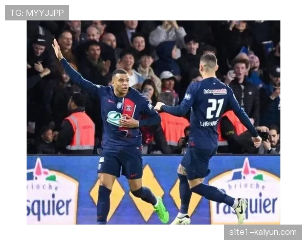 欧冠技术流中场崛起 维蒂尼亚与法比安鲁伊斯掌控巴黎节奏 欧冠技术流中场崛起 维蒂尼亚与法比安鲁伊斯掌控巴黎节奏